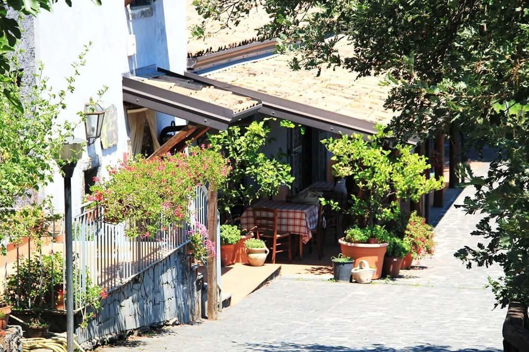Le Case Del Merlo Turismo Rurale Milo Dış mekan fotoğraf